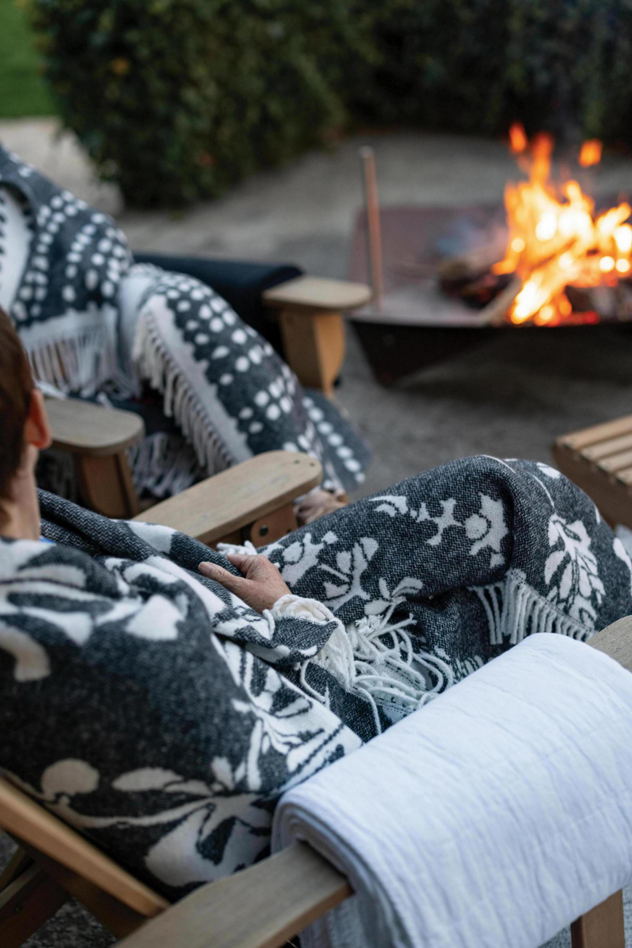 Gerecycleerde plaid Taina Carbone 127 X 160