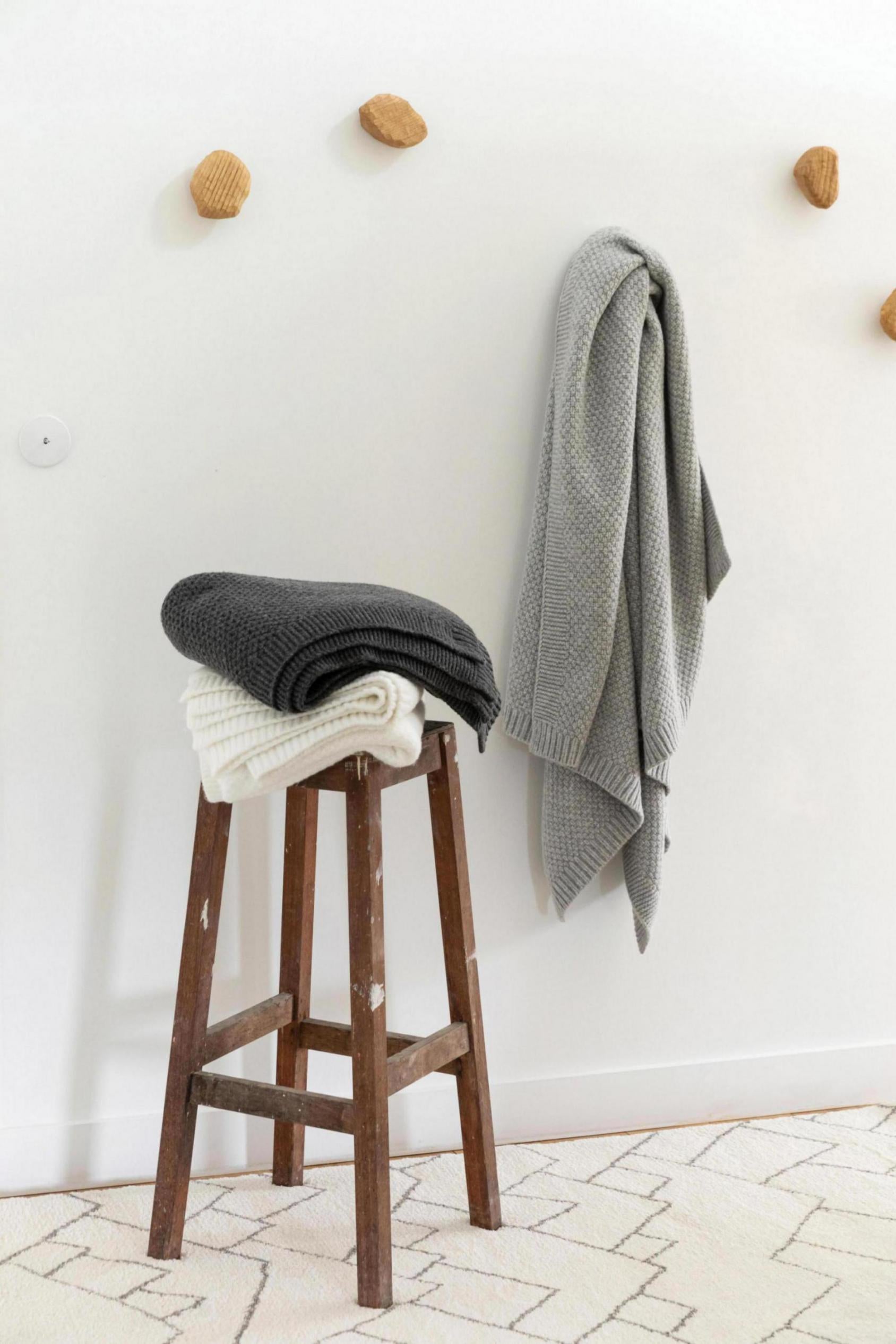 Gebreide gerecycleerde plaid Danilo Neige 130 X 160