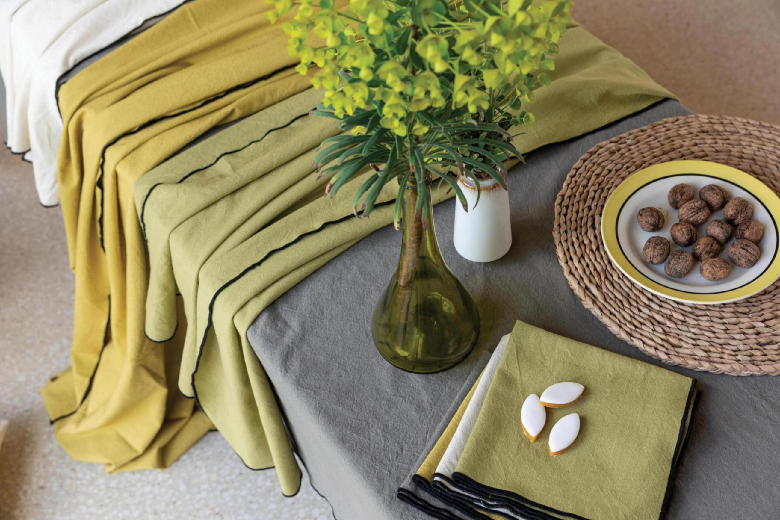 Gerecycleerd tafelkleed Grace Badiane 140 X 140