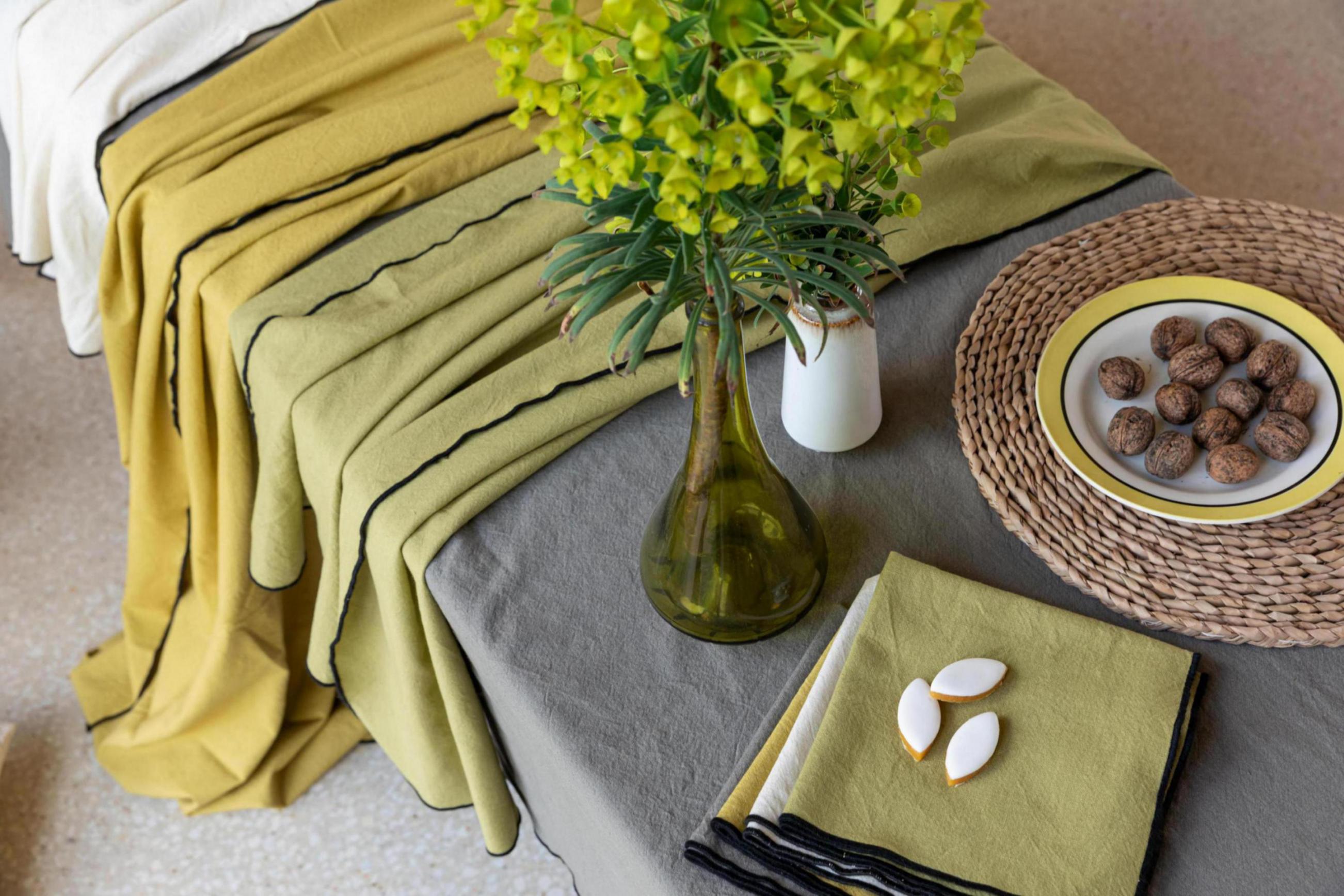 Gerecycleerd tafelkleed Grace Kaki 140 X 250