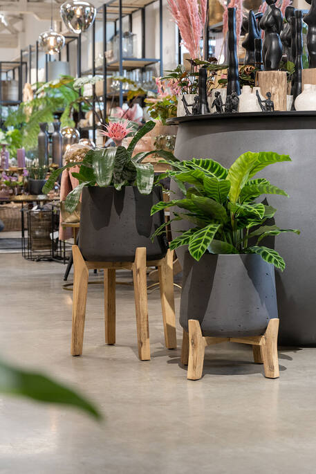 Patt XL (Feet High), Black Washed