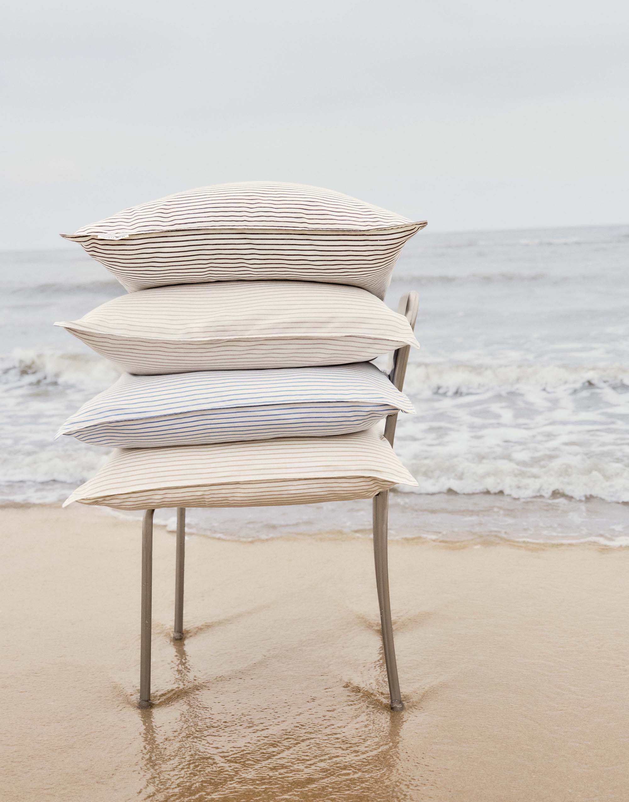 Classic fine stripe Kussensloop - 60x70