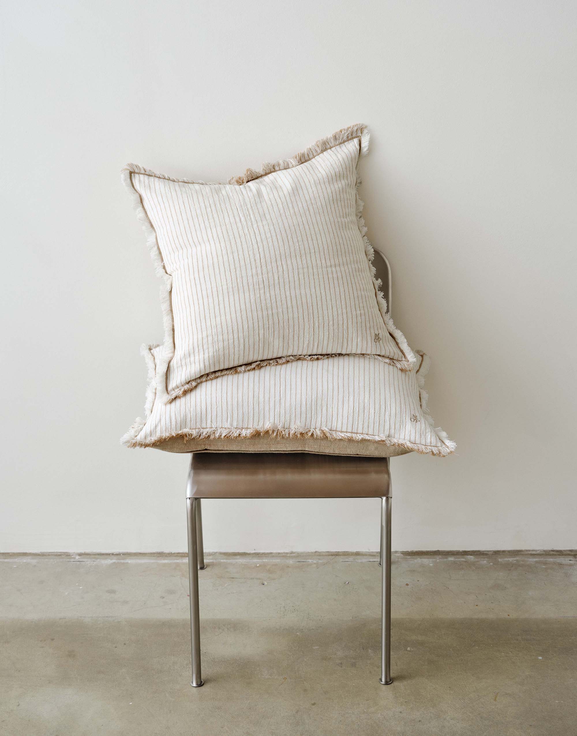 Fine Stripe Sierkussen - 40x60