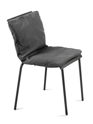 KUSSEN L ZWART ALIGNED