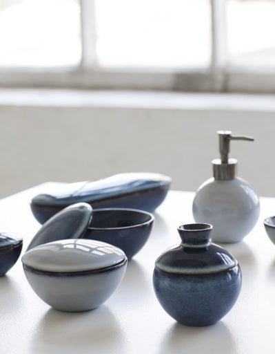 Serax - Pascale Naessens - KOM MET DEKSEL S BLAUW PURE