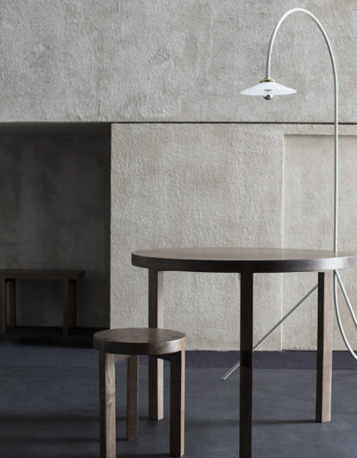 STOOL WALNUT SOLID