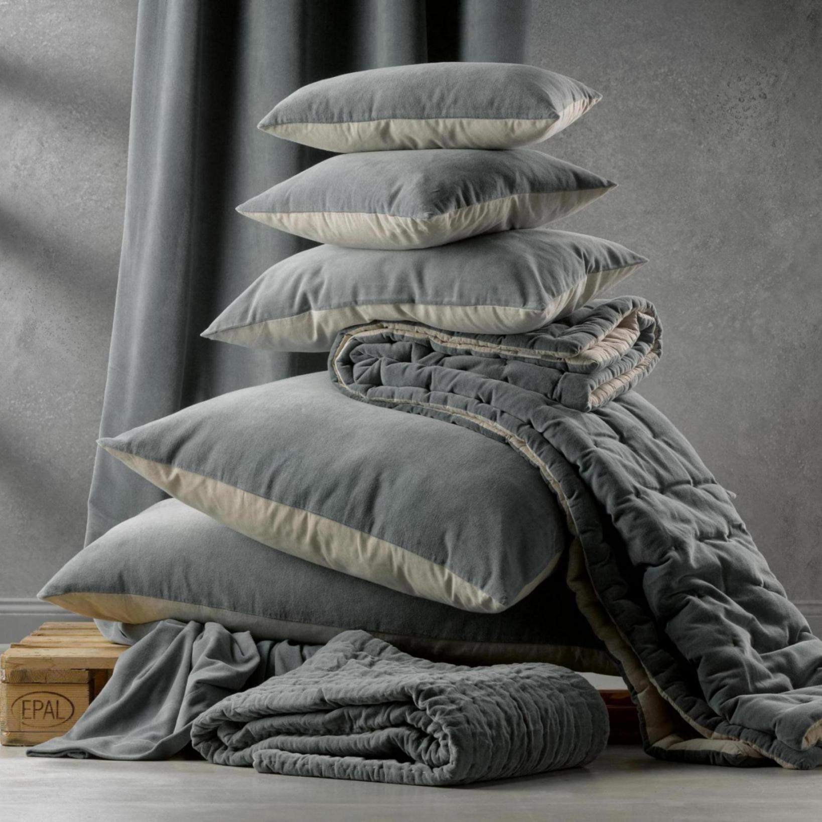 Effen kussen Elise Vert de gris 40 X 65