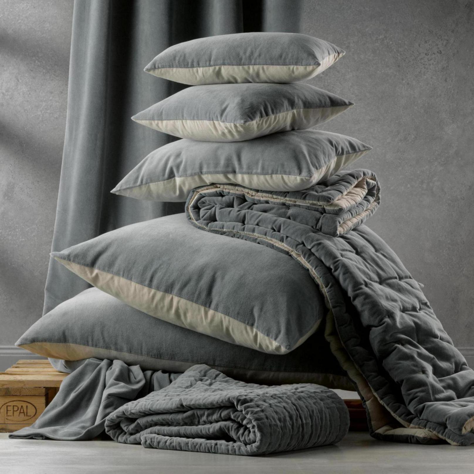 Effen kussen Elise Vert de gris 30 X 50