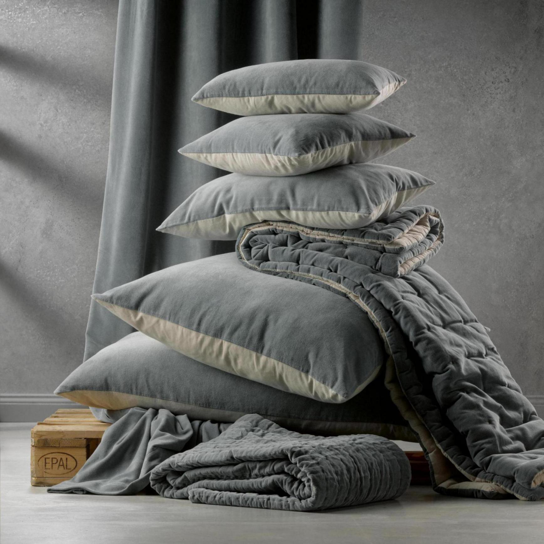 Effen kussen Elise Cobalt 45 X 45