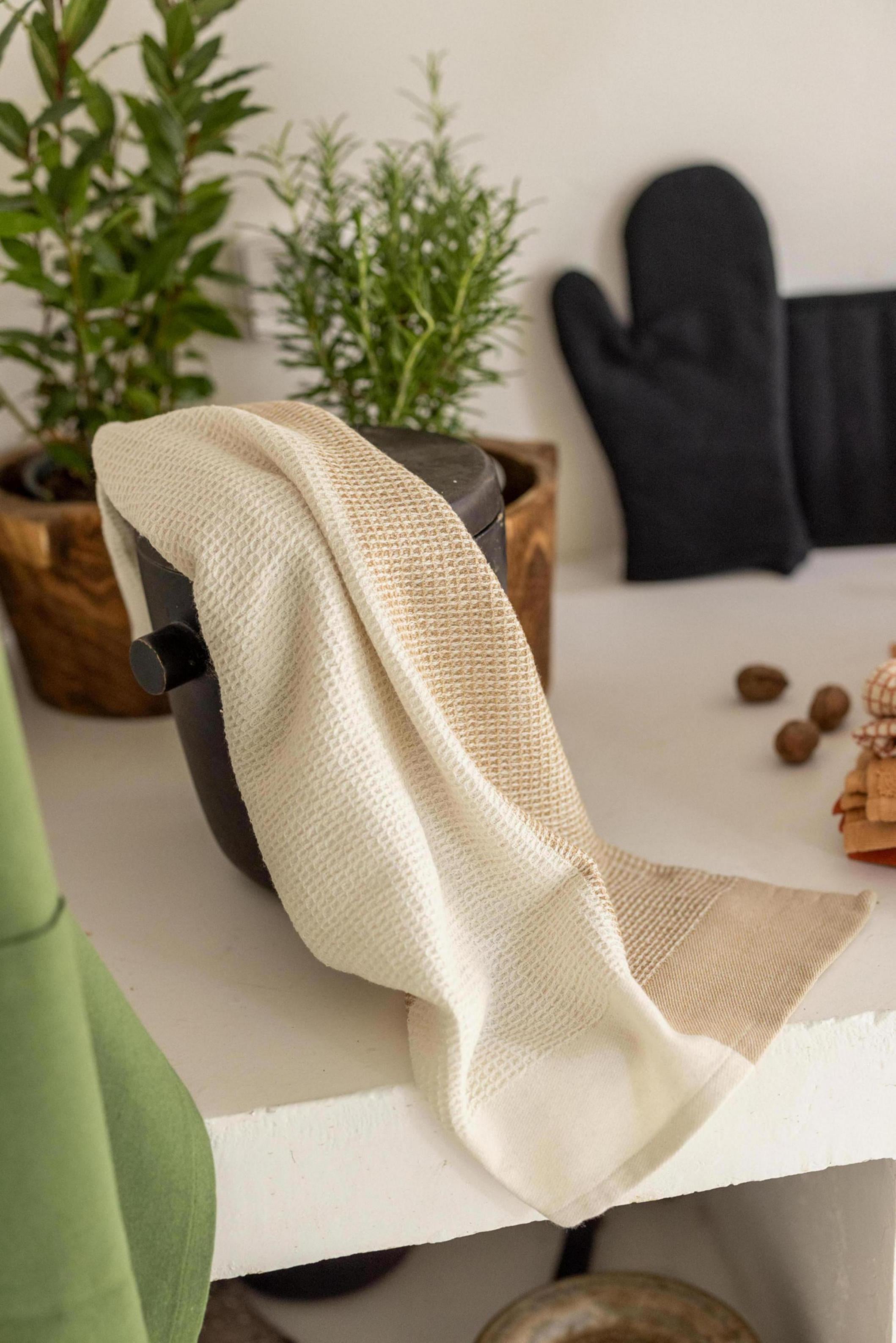 Gerecycleerde wafeldoek Finn Sable 50 X 70