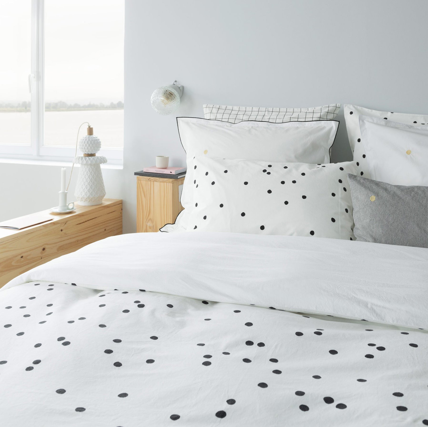 Dekbedovertrek Odette Milk 200 X 140