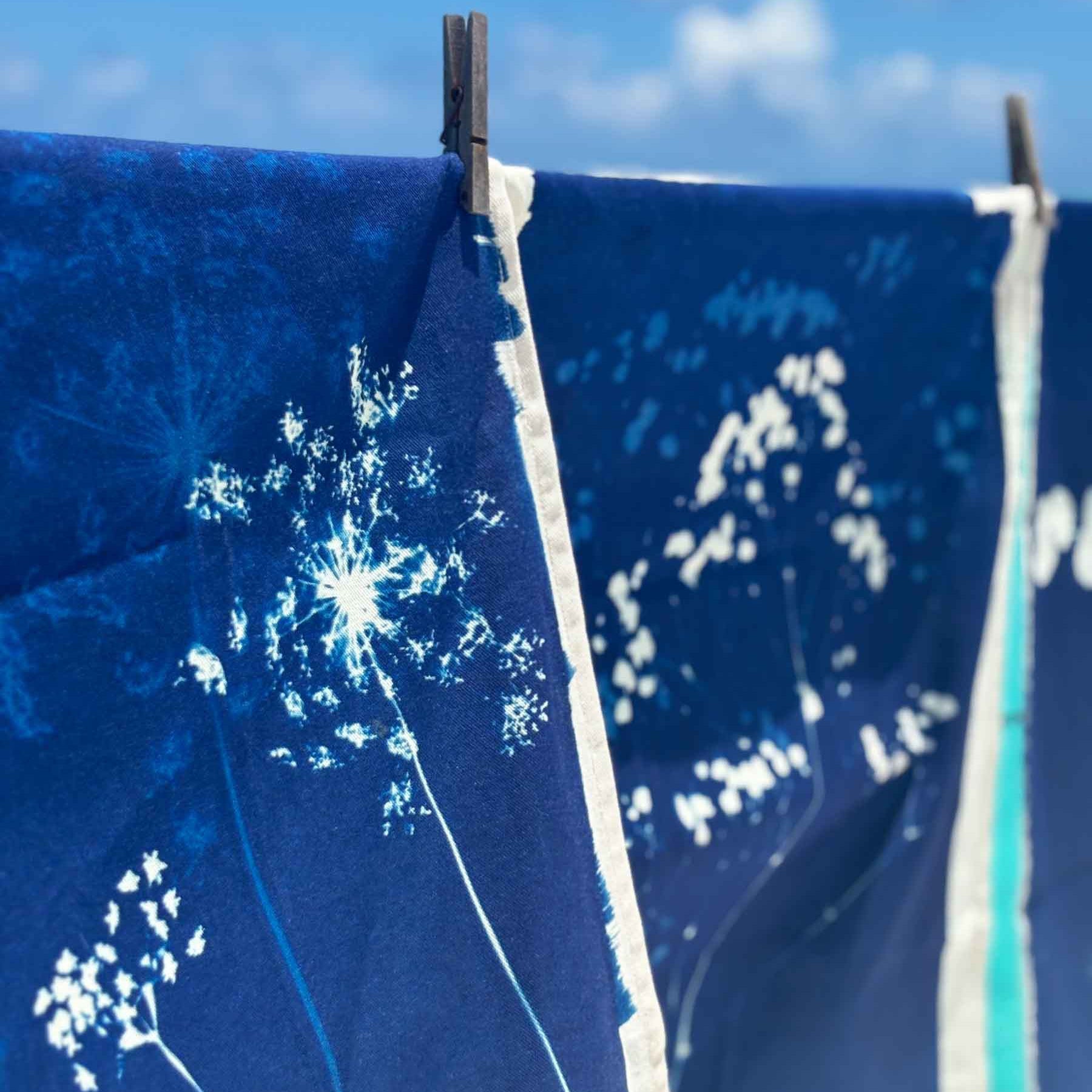 Theedoek Fleurs de carotte Bleu 70 X 50