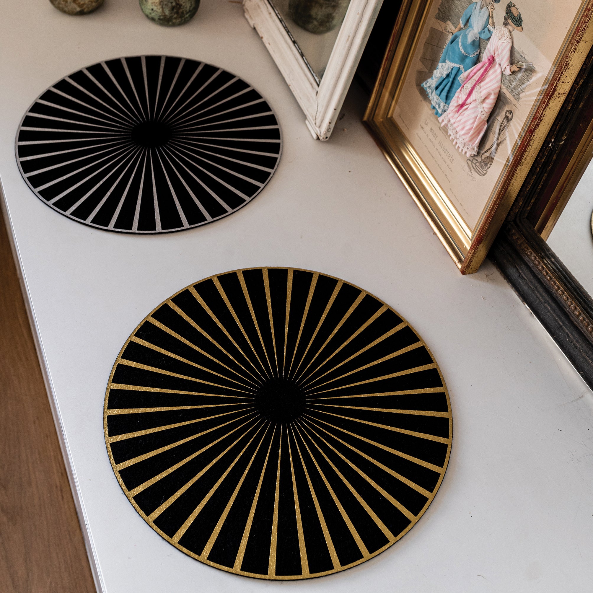 Raini vilt placemat set Noir/Or Diameter 40