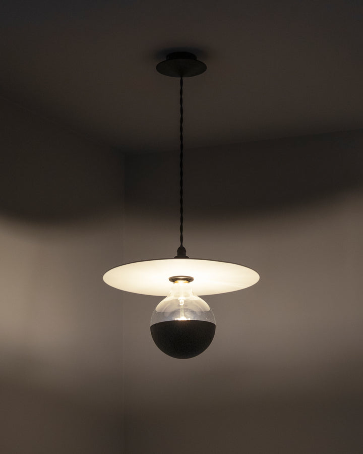 Ann Demeulemeester - Ann Demeulemeester - Hanglamp Zwart Wit Eclipse 1
