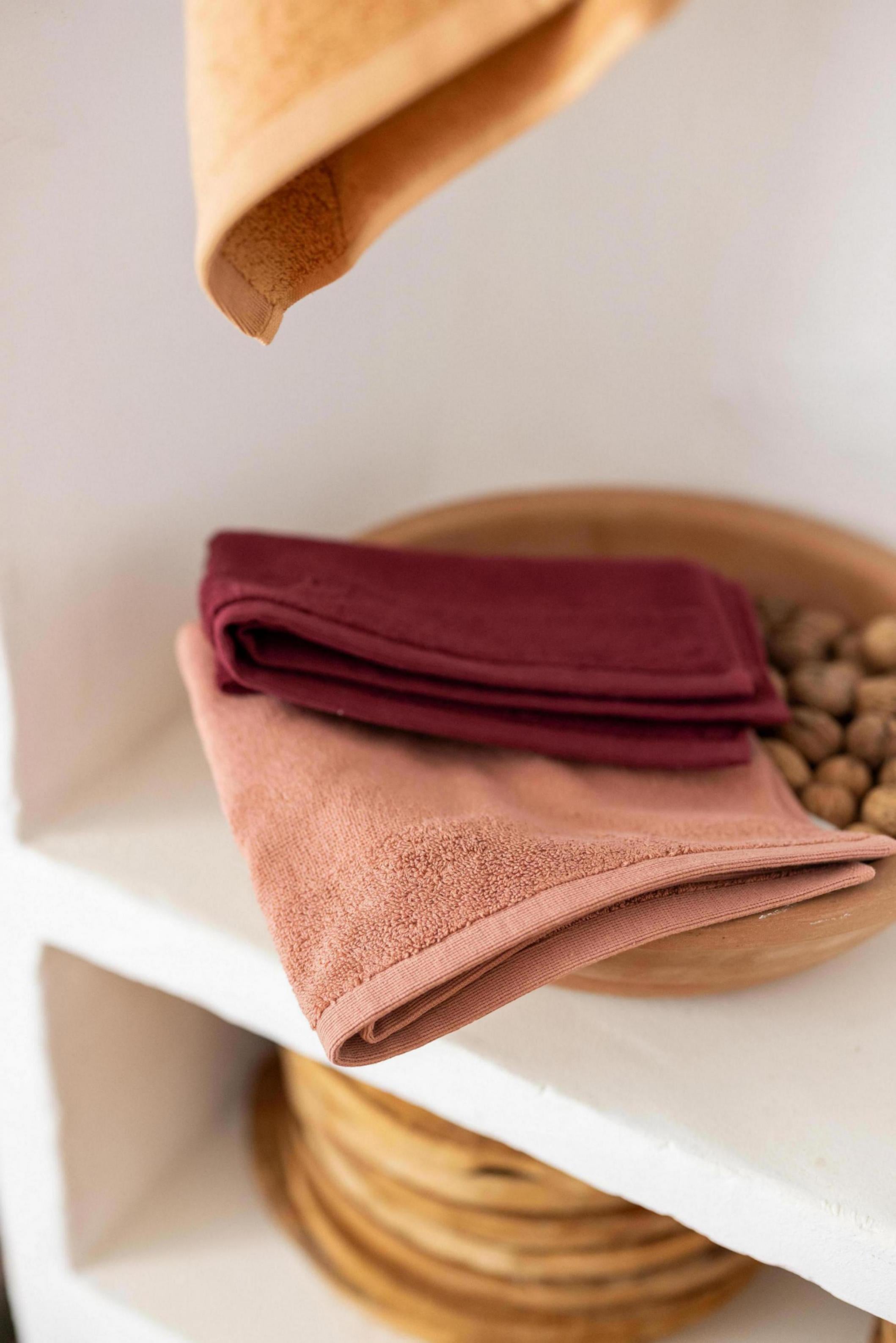 Handdoek met oogje Curl Lie de vin 50 X 50