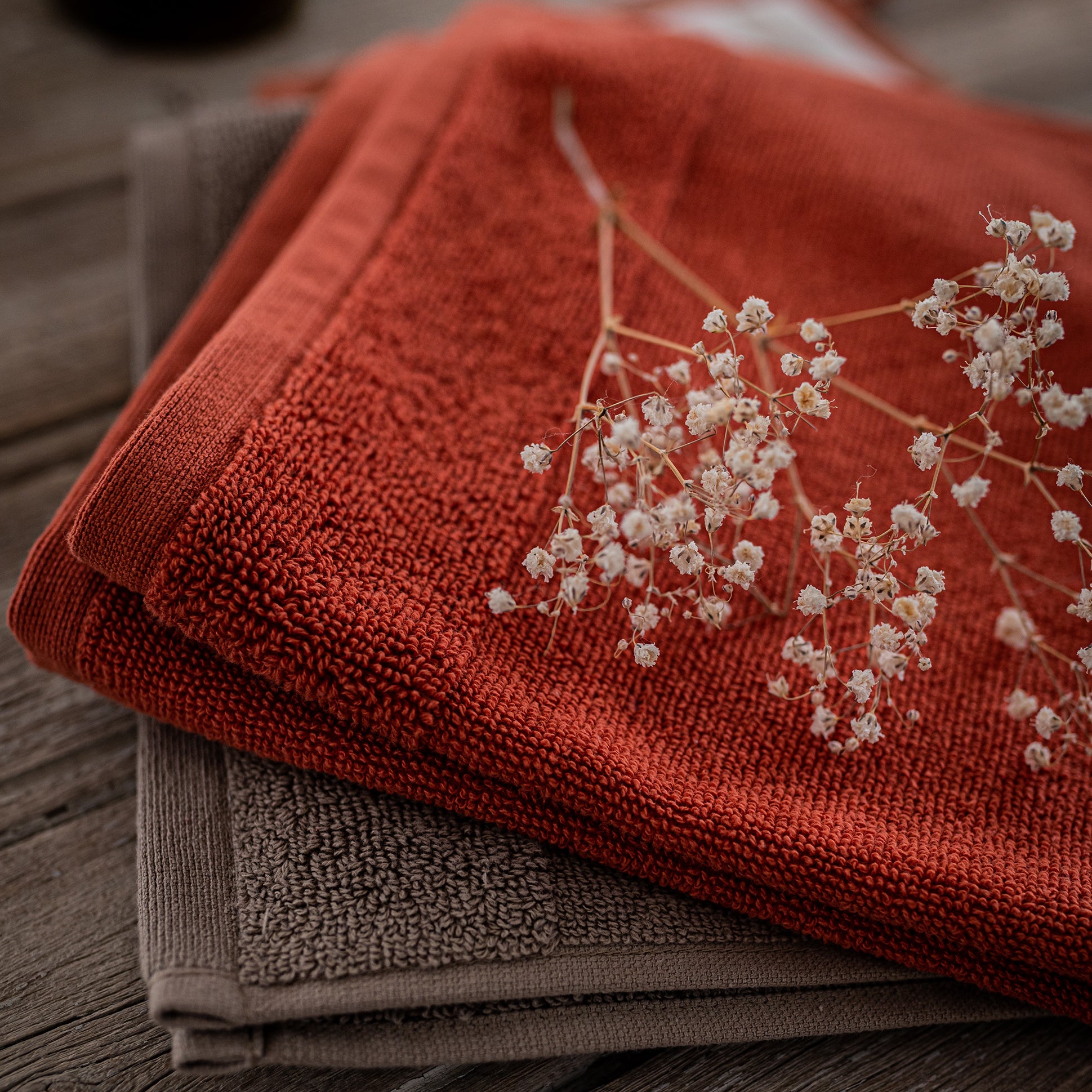 Handdoek met oogje Curl Terracotta 50 X 50