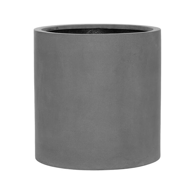 Max L, Grey
