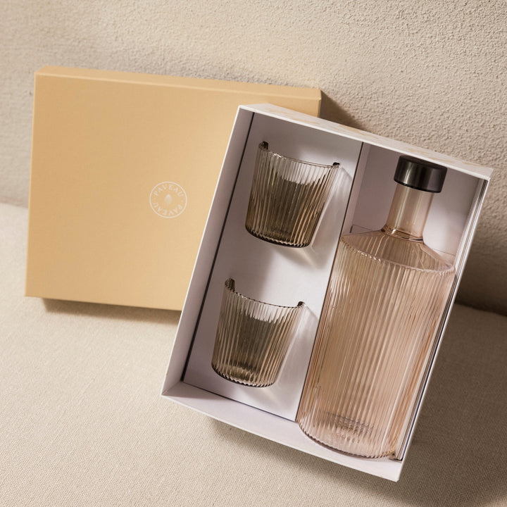 Paveau - Ribbed geschenkset 1 fles + 2 glazen - Bells