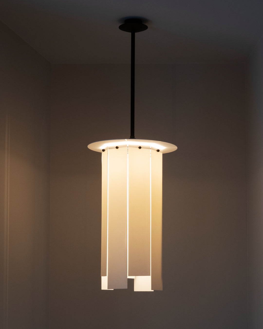 Ann Demeulemeester - Ann Demeulemeester - Hanglamp Lang Zwart Wit Gilda L4