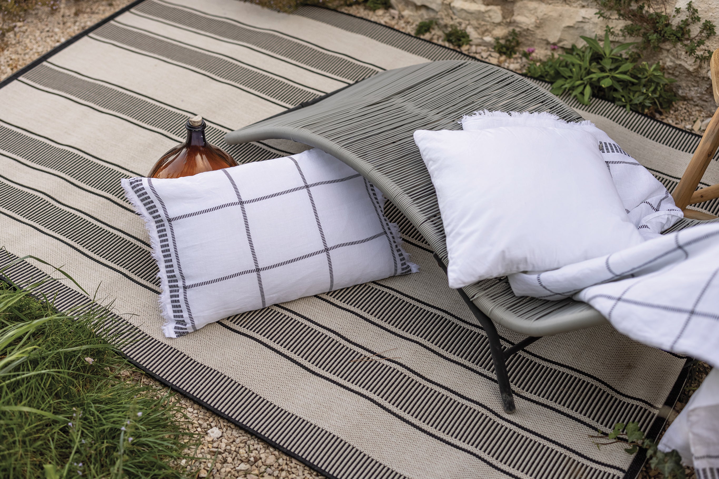Paomia 2 outdoor tapijt Perle 60 X 110