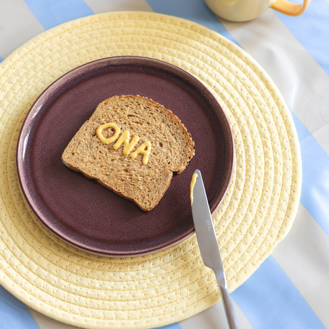 Ona - Plat bord 22cm raspberry Duna