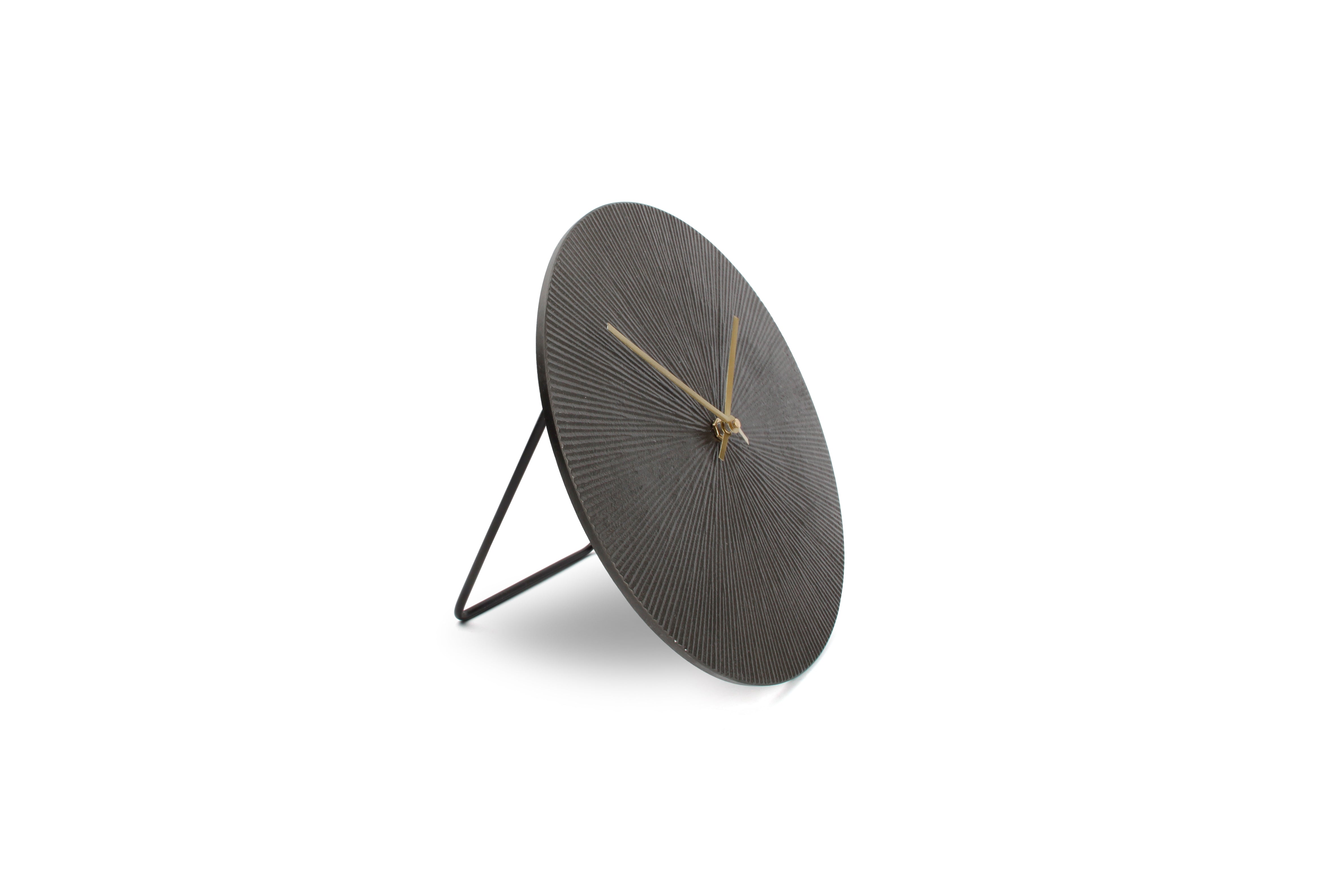 Tafelklok 20cm zwart ribble Zone