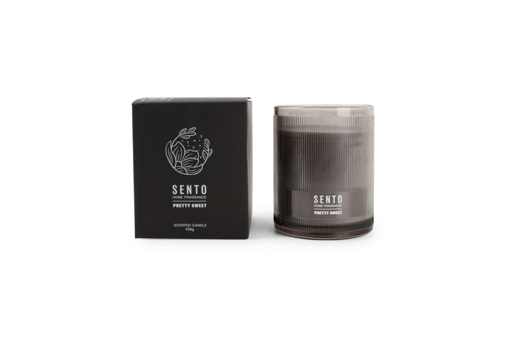 Salt &amp; Pepper - Geurkaars 438g pretty sweet Sento