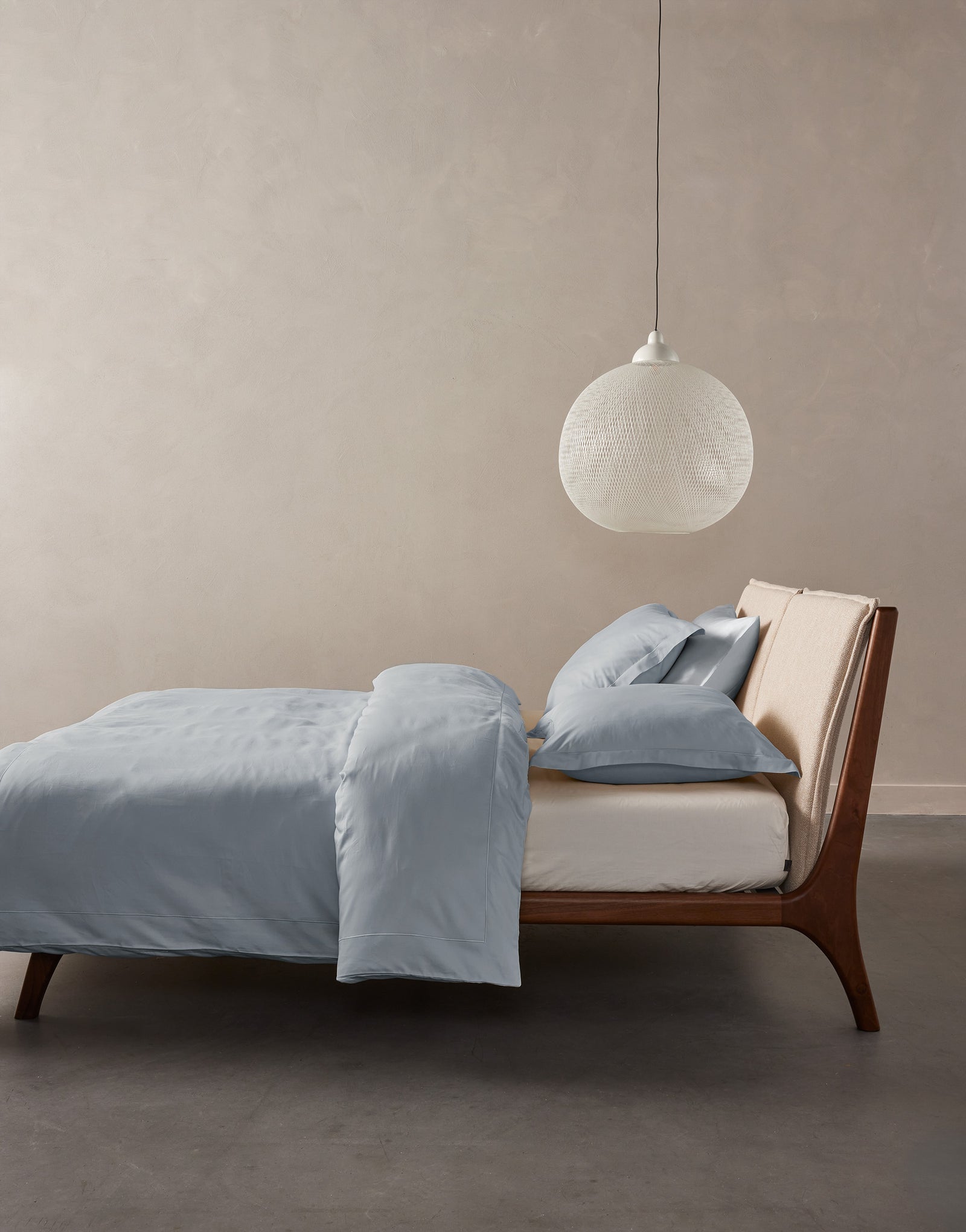 Essenza | Alice Kussensloop 65x65