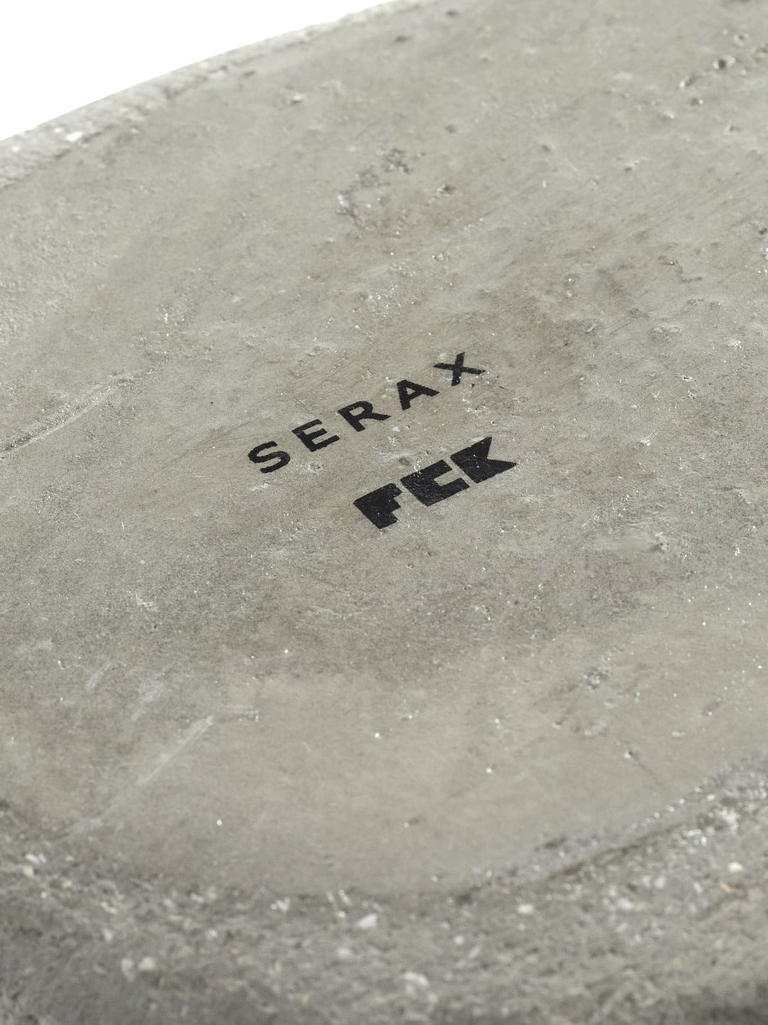Serax - Frédérick Gautier - Vaas 02 L Cement Fck