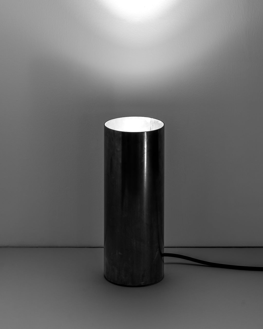 Serax - Koen Van Guijze - Staande Lamp N°17 Zwart Sofisticato