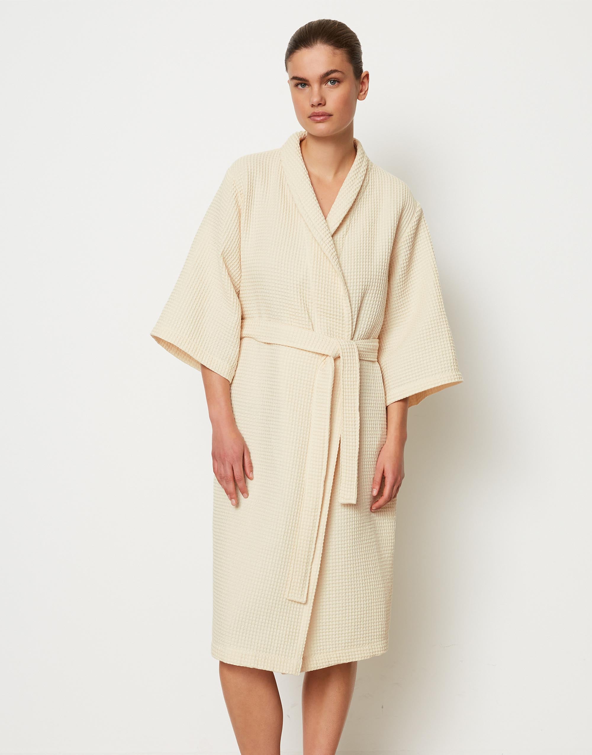 Essential Women Badjas - L