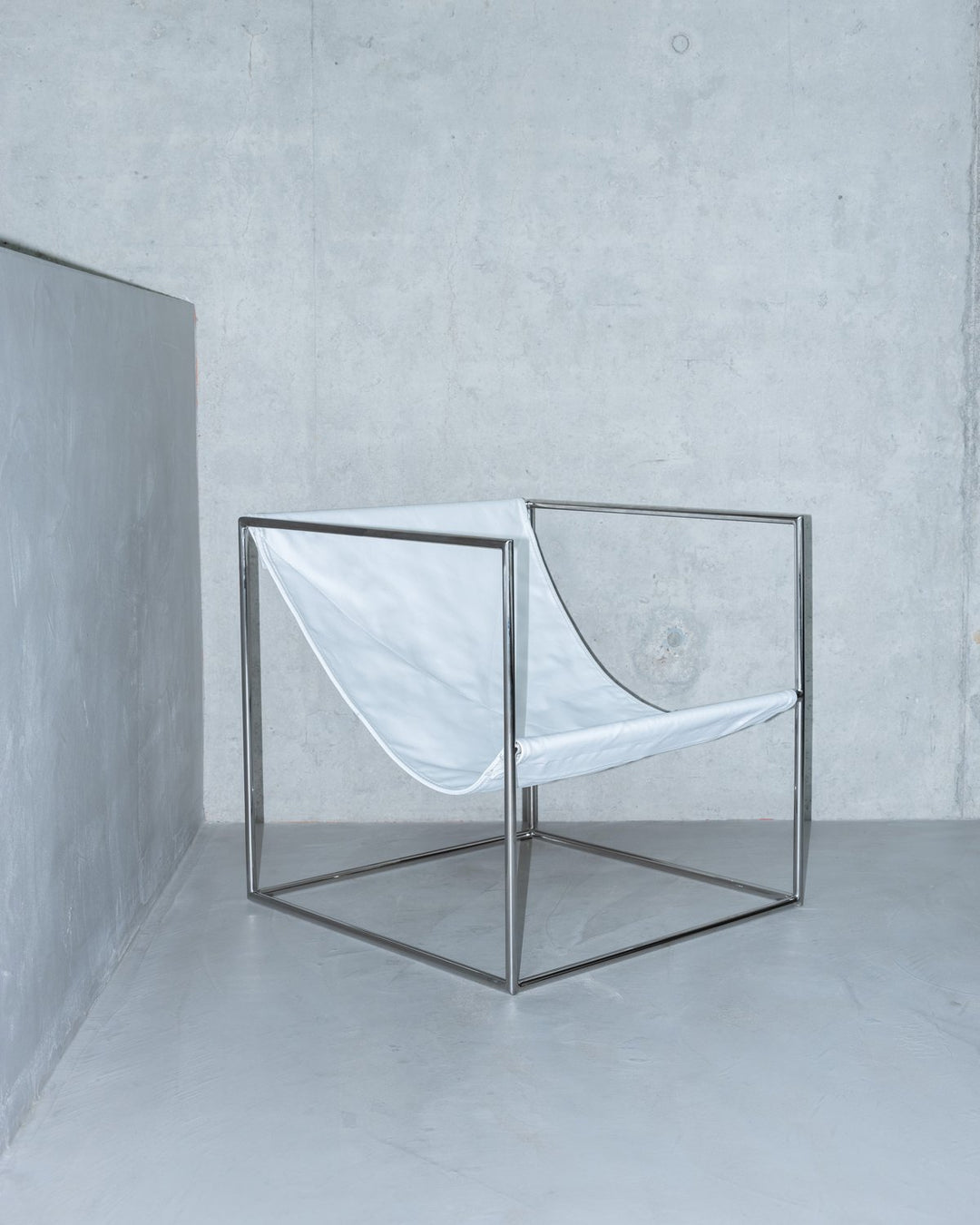 Serax - muller van severen - Stoelen Solo Zit Roestvast Staal/Wit