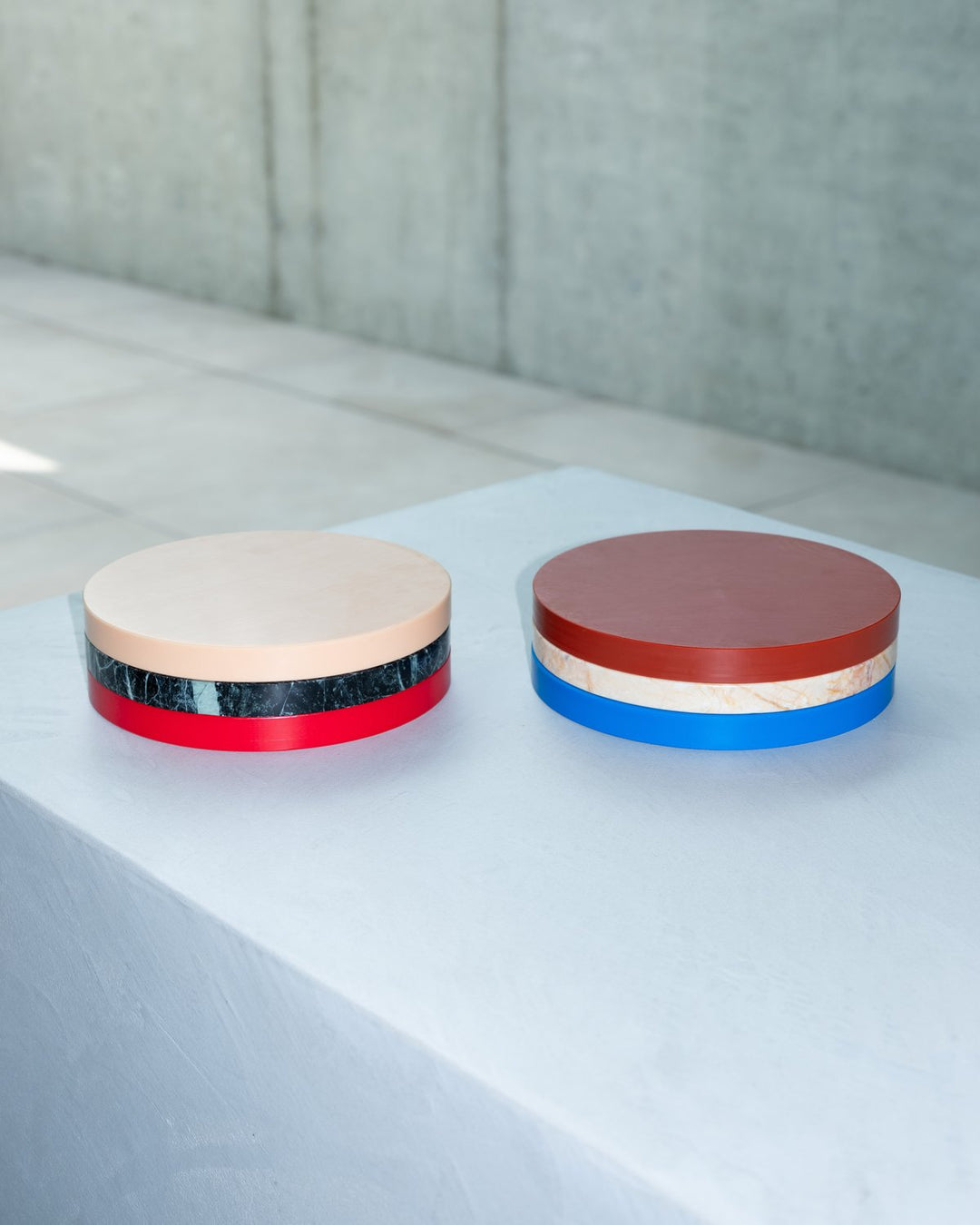 Serax - muller van severen - Dienbladen Three Circles Blauw/Roze/Bruin