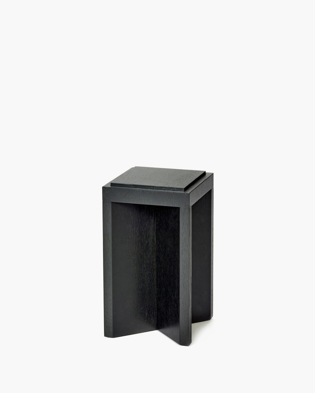 Ann Demeulemeester - Bijzettafel Eik Zwart Kubé 4