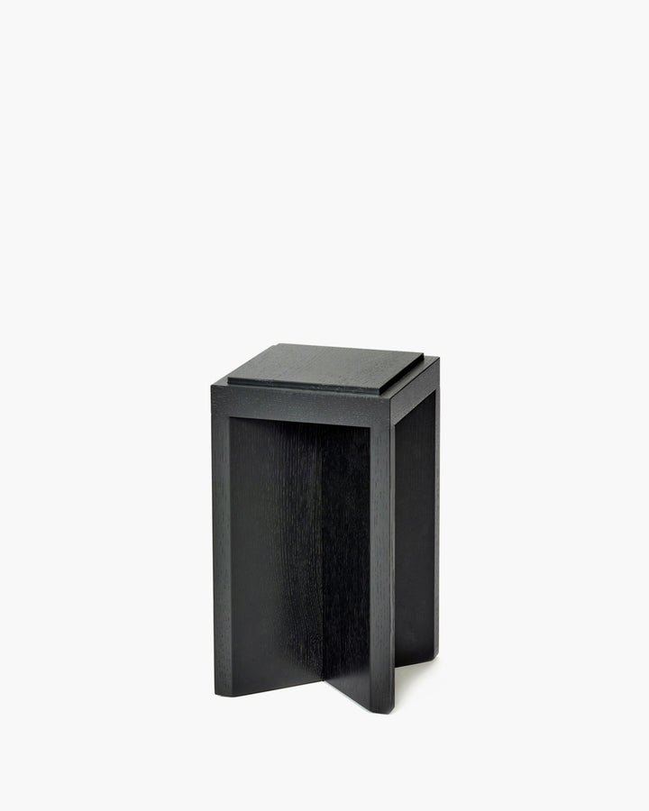 Ann Demeulemeester - Bijzettafel Eik Zwart Kubé 4