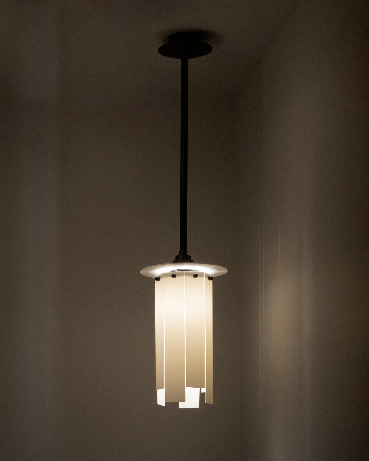 Ann Demeulemeester - Ann Demeulemeester - Hanglamp Lang Zwart Wit Gilda S4