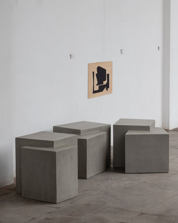 Serax - Bob Verhelst - Bijzettafel N°2 Beton Bent