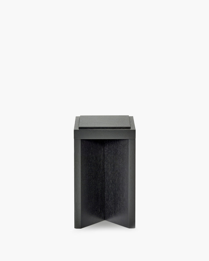 Ann Demeulemeester - Bijzettafel Eik Zwart Kubé 4
