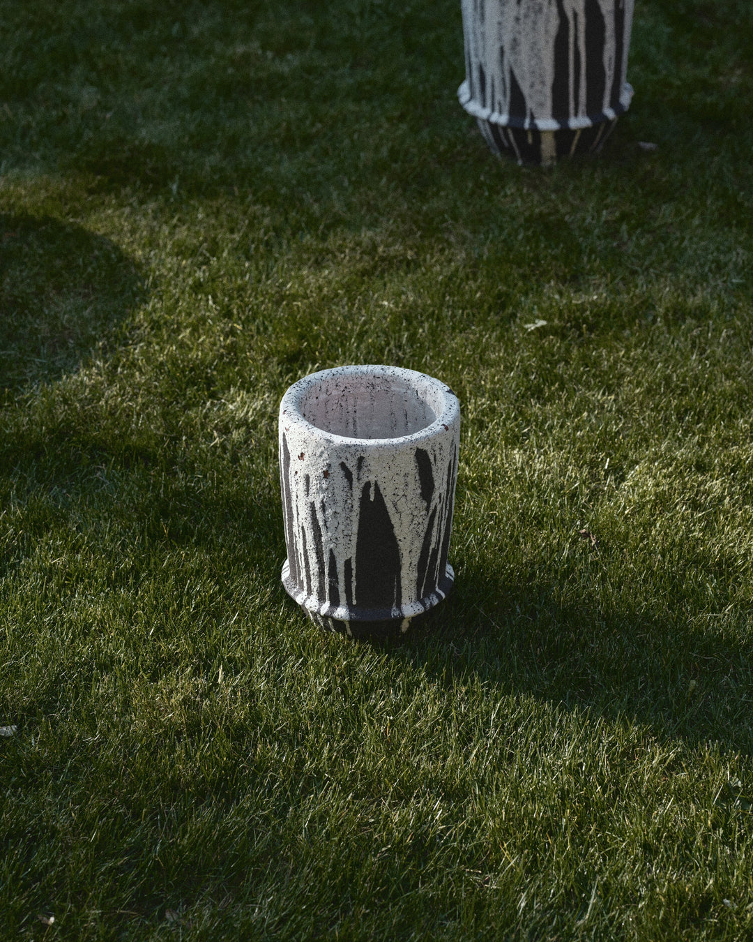 Serax - Kelly Wearstler - Plantenpot 02 S Off White Donker Bruin