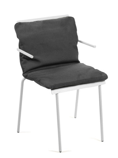 KUSSEN L ZWART ALIGNED