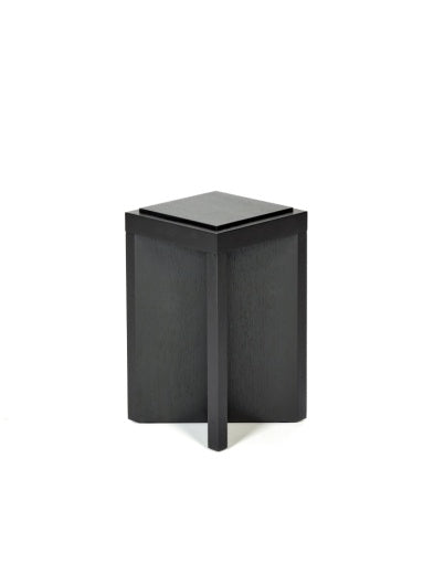 Ann Demeulemeester - Bijzettafel Eik Zwart Kubé 4