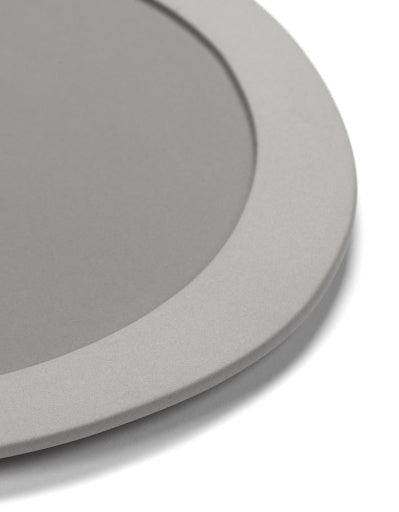 BORD M LICHT GRIJS INNER CIRCLE