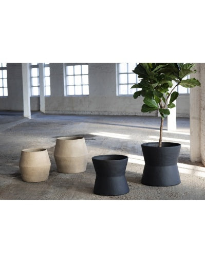 Serax - Marie Michielssen - PLANTENPOT 01 S ZWART CONSTRUCT