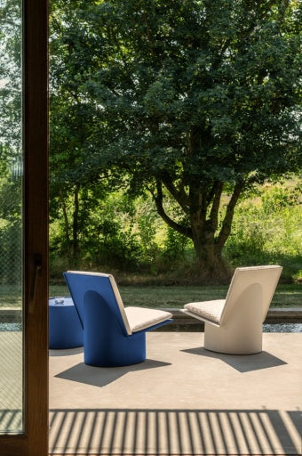 Serax - Marie Michielssen - LOUNGE STOEL BLAUW VALERIE